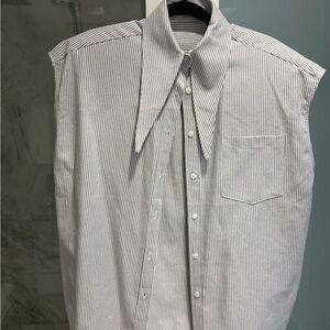 Frankie Shop Pointed Collar Sleeveless Top